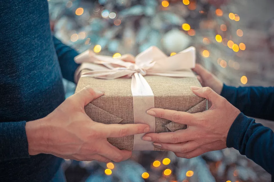 40代彼氏におすすめのクリスマスプレゼント選 実用的なアイテムや体験ギフトも ランク王